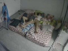 Vợ Chồng Trẻ Đang Đụ Nhau Cực Hăng Say