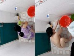Anh Rể Quay Lén Em Vợ Đang Tắm Trong Wc