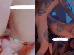 Bạn Trai Hưng Phấn Chơi Cái Lồn Của Bạn Gái Xăm Trổ