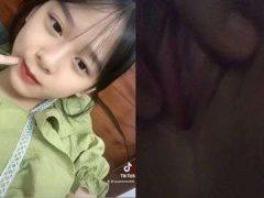 Clip Sex Ánh Tuyết 2007 Thích Móc Lồn Dâm Sau Giờ Học Để Xả Stress