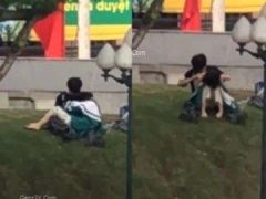 Học Sinh Bắc Ninh Rủ Nhau Ra Công Viên Trình Diễn Làm Tình