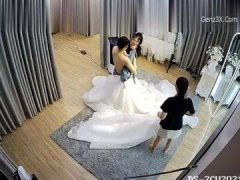 Thay Đồ Trong Tiệm Váy Cưới Rồi Đụ Nhau Bị Quay Lại Tung Lên Mạng